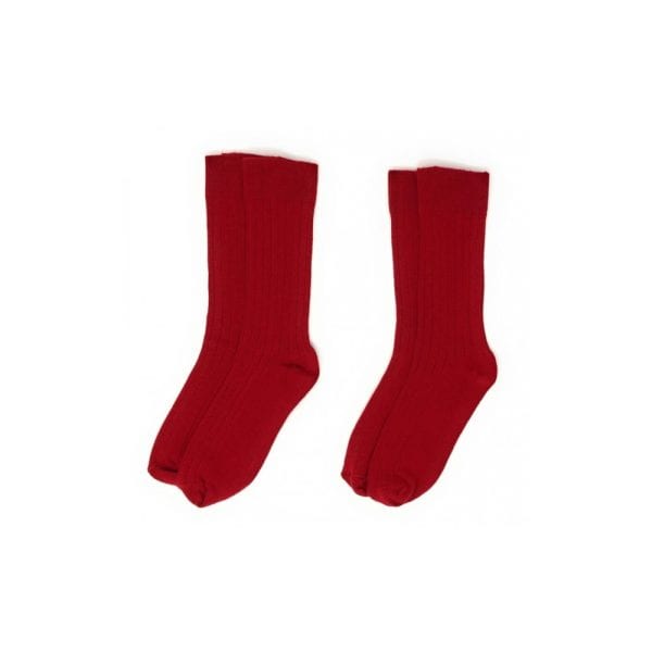 Medias rojas de algodón para deportes y uso diario en Ropa La Giralda.