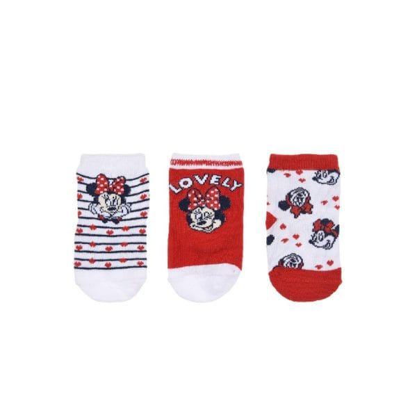 Tres calcetines infantiles con diseño de Minnie Mouse en colores rojo, blanco y azul.