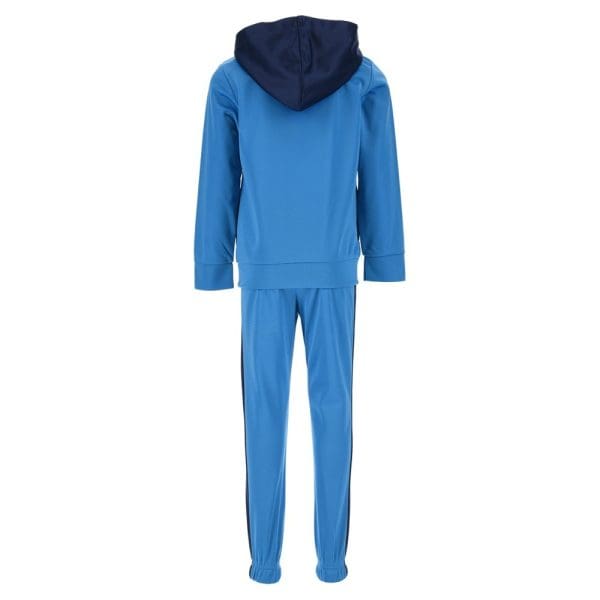 Conjunto deportivo azul con sudadera con capucha y pantalones deportivos.
