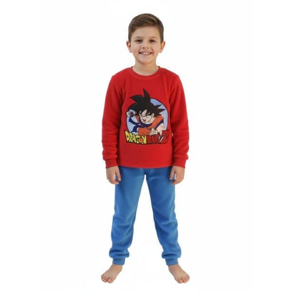 Niño con pijama de Goku de Dragon Ball en ropa infantil de Ropa La Giralda.