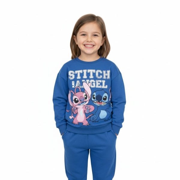 Niña con sudadera azul de personajes de Stitch y Lilo en Ropa La Giralda.