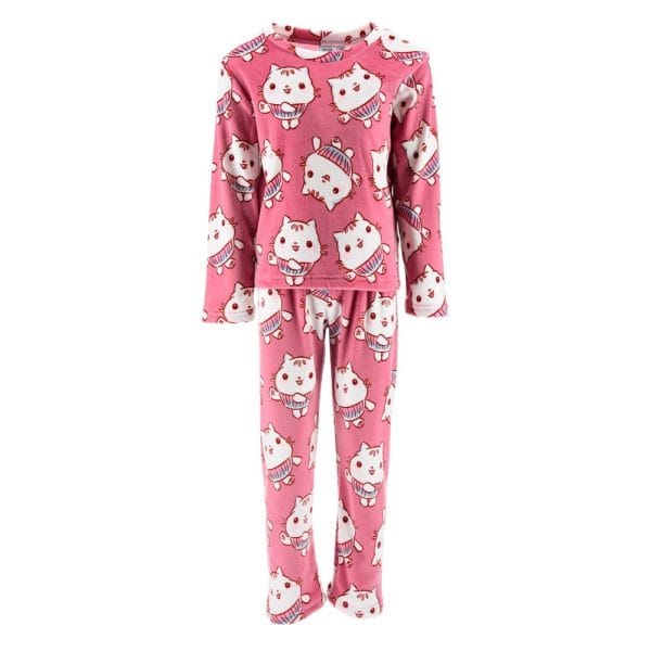 Pijama infantil rosa con estampado de gatos blancos y rayas en la camiseta y pantalón.