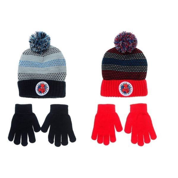 Gorros y guantes de invierno con logotipo de Ropa La Giralda en colores azul y rojo.