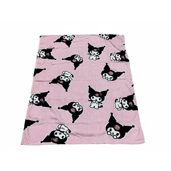 Manta de bebé con diseño de perros y gatos en colores rosa, negro y blanco.