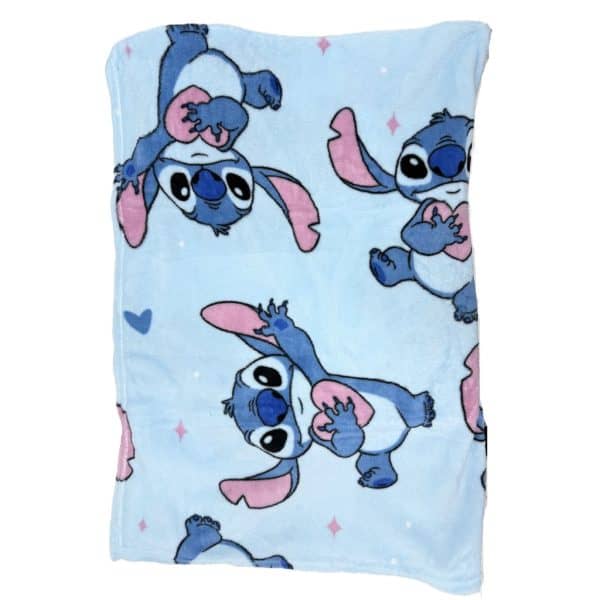 Manta de tela con personajes de Stitch en colores azul y rosa.