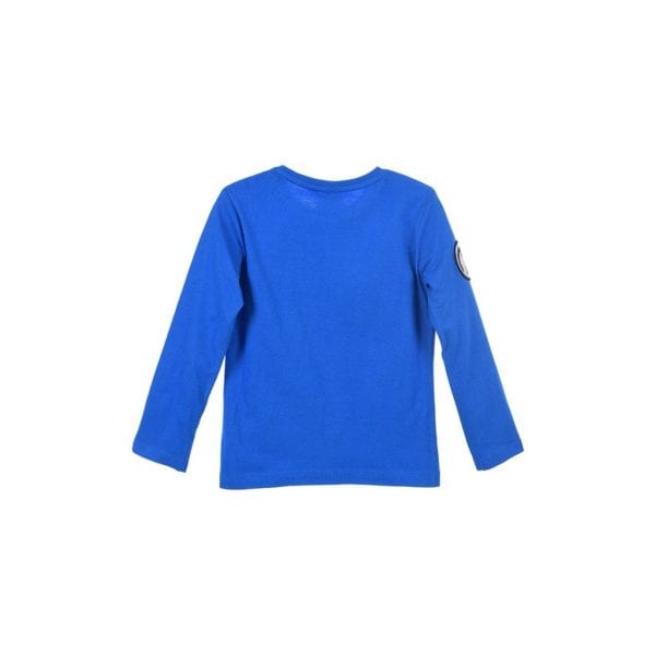 Camiseta azul de manga larga con logotipo en la manga izquierda.