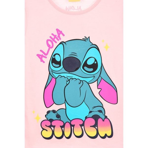 Camiseta rosa con diseño de Stitch y la palabra 'Aloha' en estilo divertido.