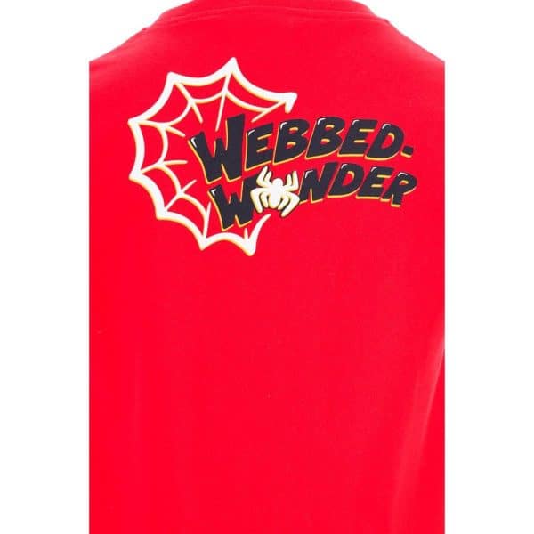 Camiseta roja con logo de Spider-Man y la palabra Webbed Wonder.