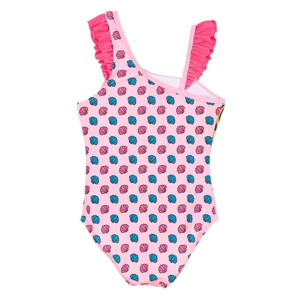 Bañador infantil con estampado de conchas y tirantes con volantes rosas.
