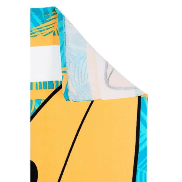 Pañoleta de playa con diseño colorido y tropical de Ropa La Giralda.