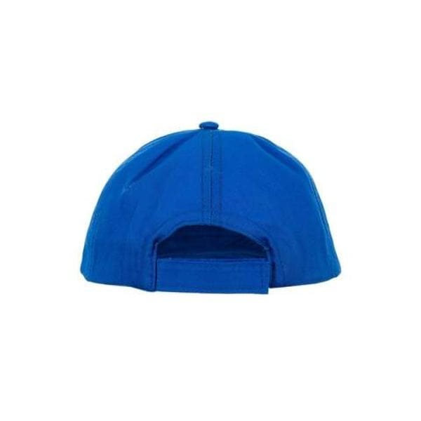 Gorra azul con cierre ajustable vista desde atrás.